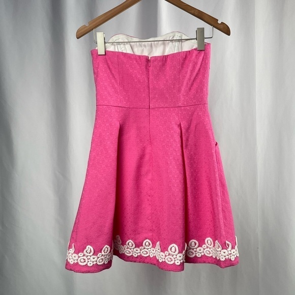 Lilly Pulitzer Blossom Jacquard Strapless Mini Dress in Hotty Pink Size 2 - Picture 8 of 9